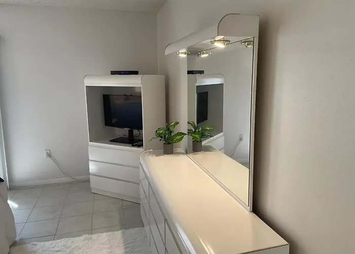 440 West 1602n Sensational Gulf-view Apartment *